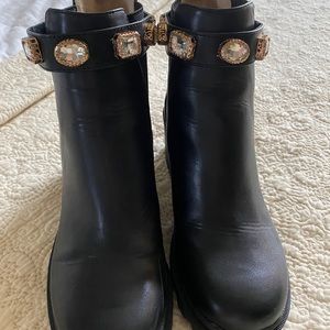Steve Madden Boots